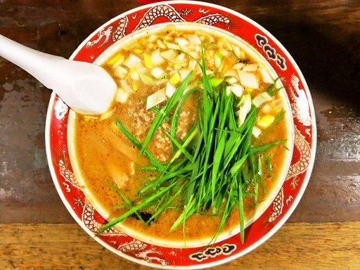 餃子と麺 いせのじょう 菊水本店「胡麻とニラの辛口ラーメン」