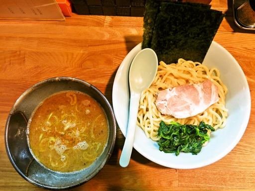横浜家系らーめん 三元 琴似店「魚介豚骨つけ麺」