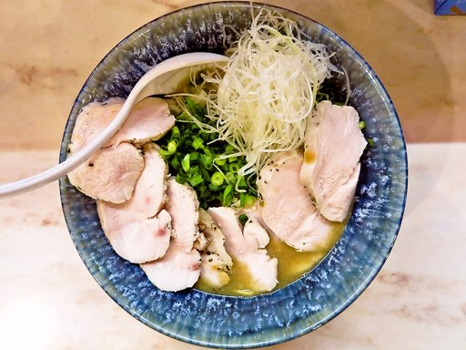 超星 SUPER STAR (スーパースター)「豚骨らぁめん」