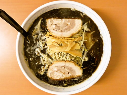 らーめん 爐 (いろり)「スペシャルら～めん」
