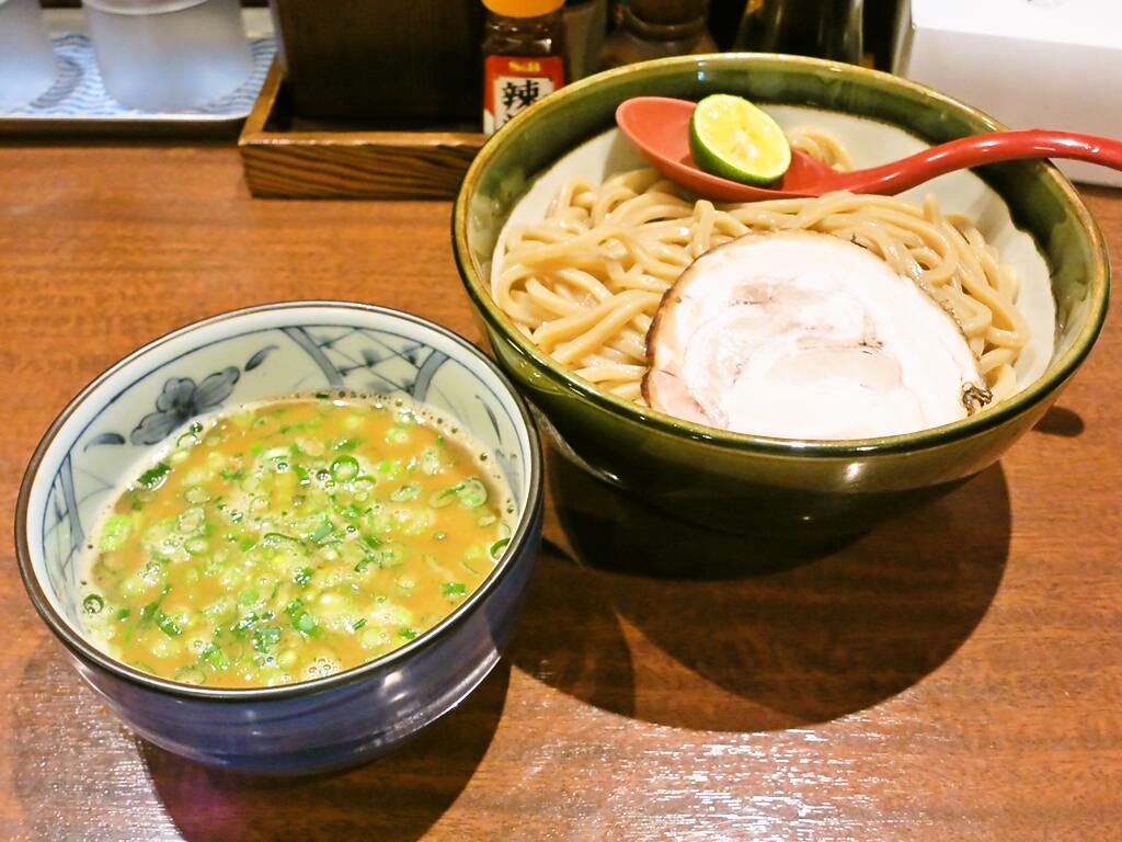 らーめん＆ぎょーざ カミナリ(麺処 雷一代)